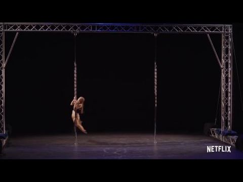 Meztelenül, felszabadulva