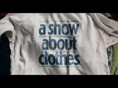 Ruhákba szőtt történeteink