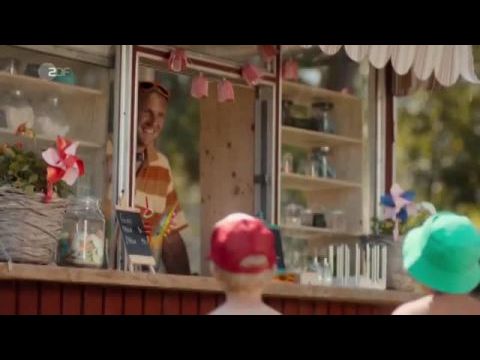 Inga Lindström - Inga Lindström: Rózsaszirom a homokban