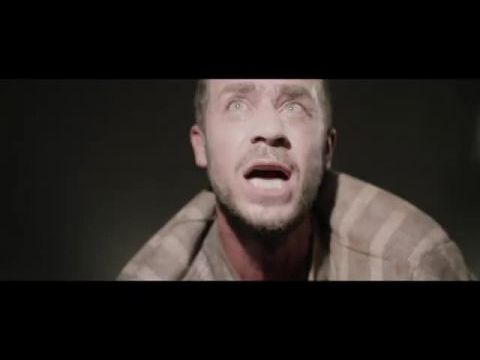 Kínok és imák közt