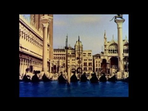 Három pénzdarab a szökőkútban