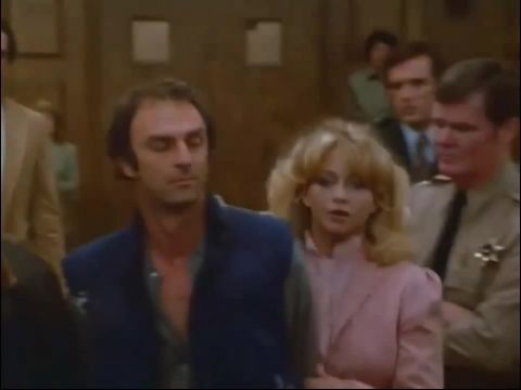 Hárman a slamasztikában