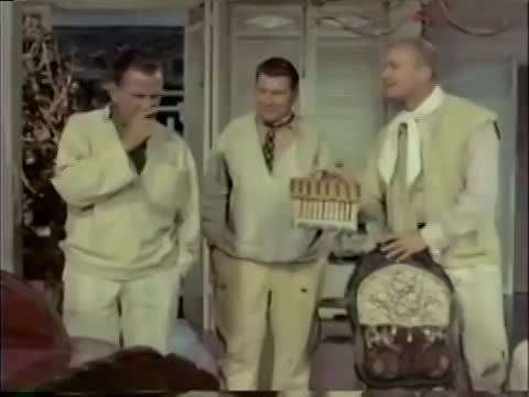 Nem vagyunk angyalok