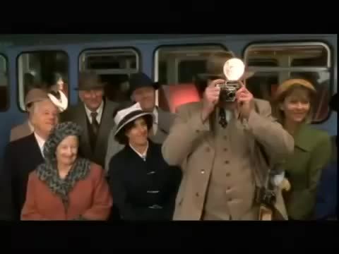 Meztelen mennyország