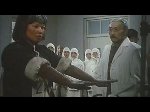 Ember a Nap mögött