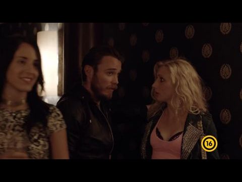 Megdönteni Hajnal Tímeát