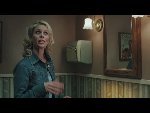 Pincérlány - Édesen is csípős