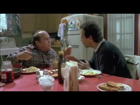 Dobjuk ki anyut a vonatból