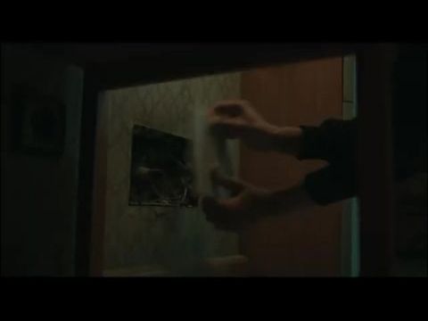 A sínek másik oldalán