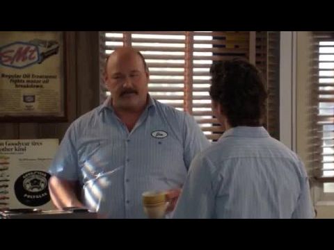 Georgie és Mandy első házassága - Todd anyukája