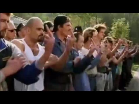 A suttyó család 3. - Hulljon a férgese