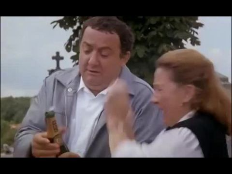 Gyanútlan gyakornok