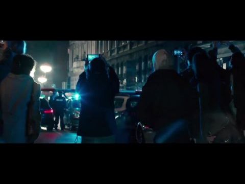 Sötétben (Derült égből)