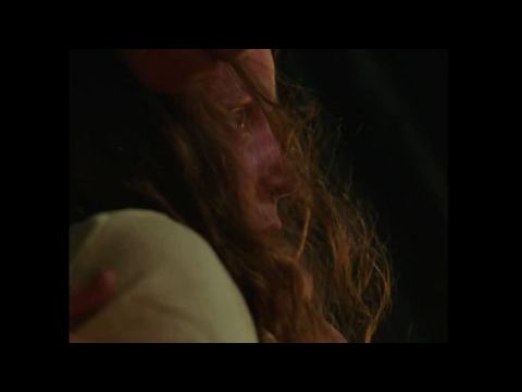 Sarah joue un loup garou