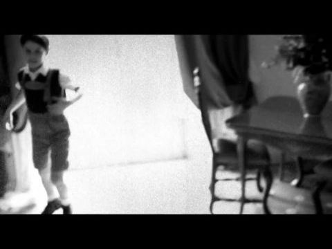 Manolo: The Boy Who Made Shoes for Lizards