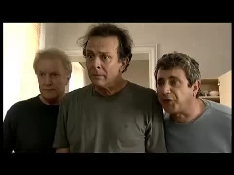 Három apának mennyi a fele?