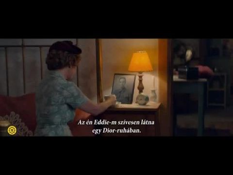 Mrs. Harris Párizsba megy