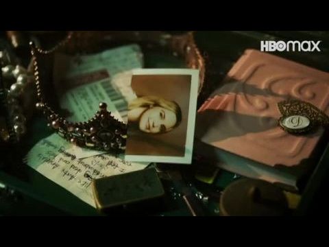 Hazug csajok társasága: Az eredendő bűn