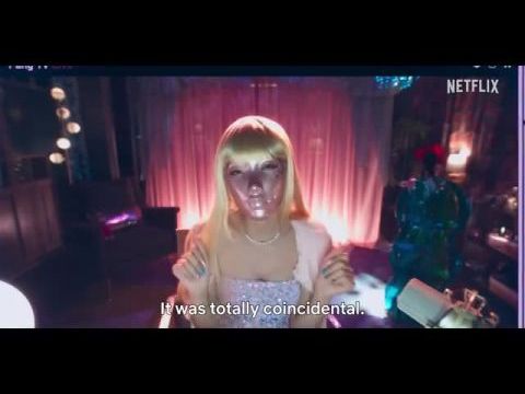 A lány a maszk mögött