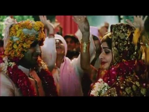 Esküvő monszun idején