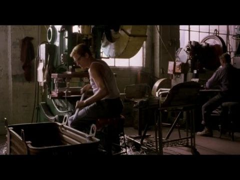 A szlogengyáros családanya