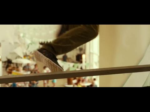 Az öcsém dinoszauruszokat kerget