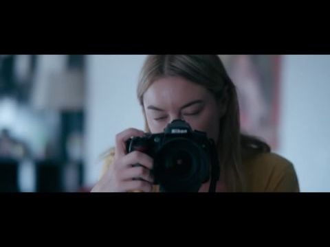 Je voudrais que quelqu'un m'attende quelque part