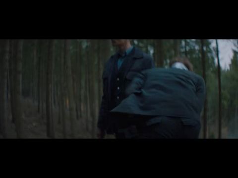 Karácsony kereszttűzben 