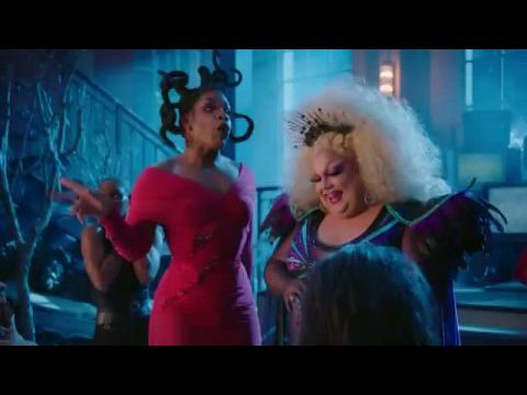 Huluween Dragstravaganza