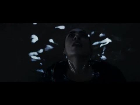 La niña de la comunión