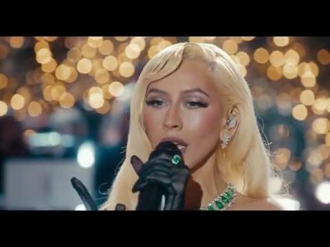 Christina Aguilera: Christmas in Paris