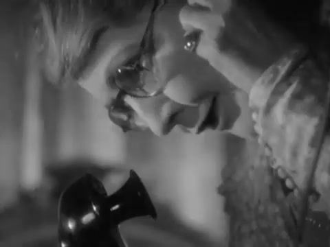 Théodora dühössé válik